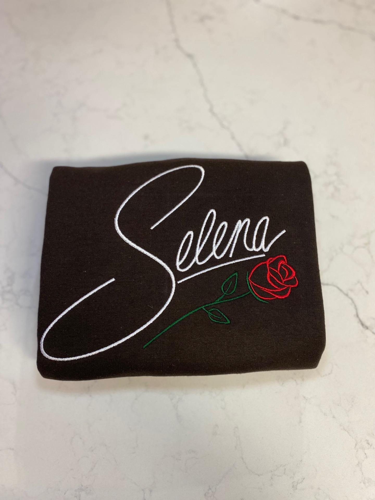 Selena crewneck